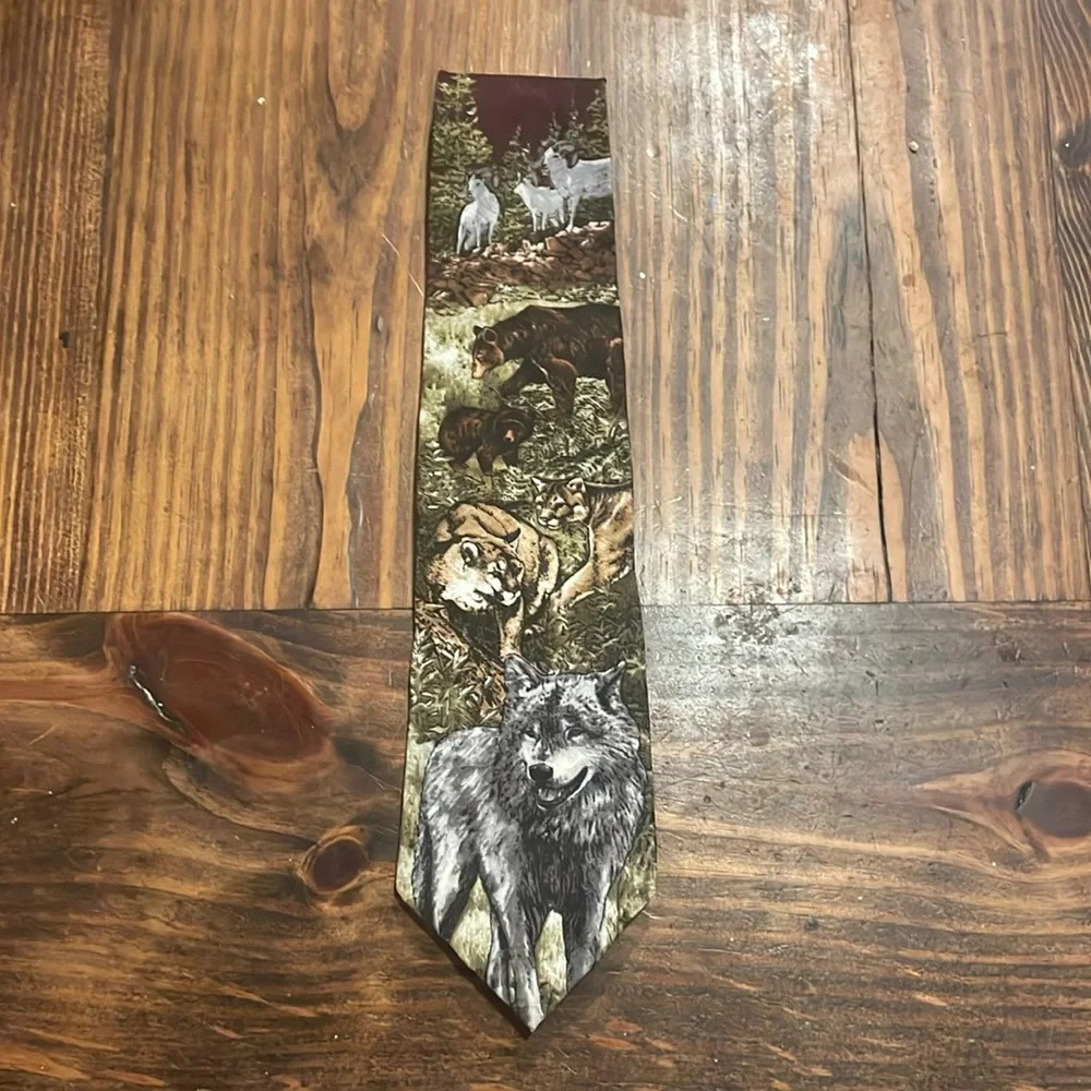 Unbranded men’s tie